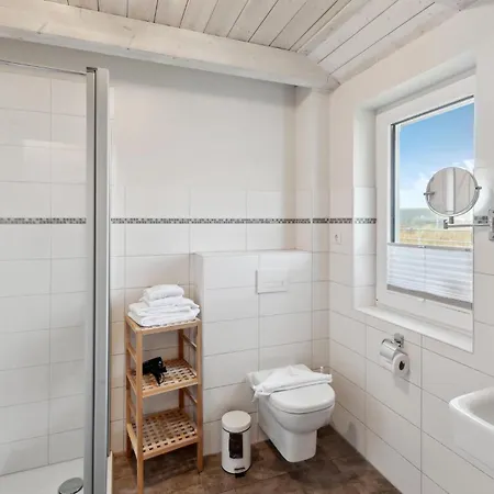Holiday home Lovely In With Wifi *